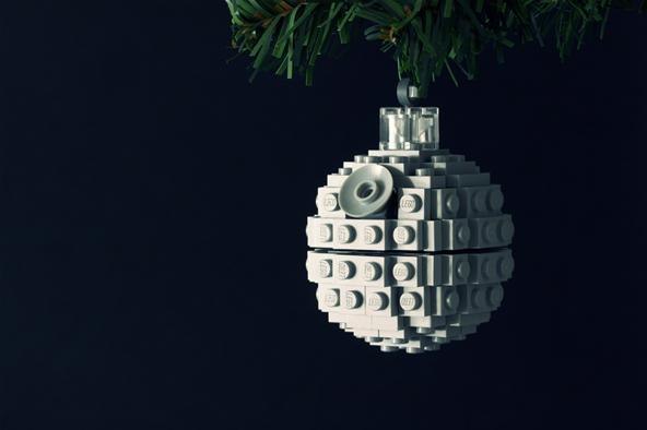 \"build-lego-christmas-tree-ornaments-darth-vader-ipad-more.w654\"